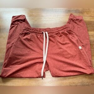 Vuori Performance Joggers Women Size Small Burnt Orange color. Great condition.